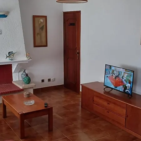 Swordfish Cliff アパート ペニシェ