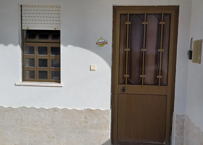 Swordfish Cliff * Peniche